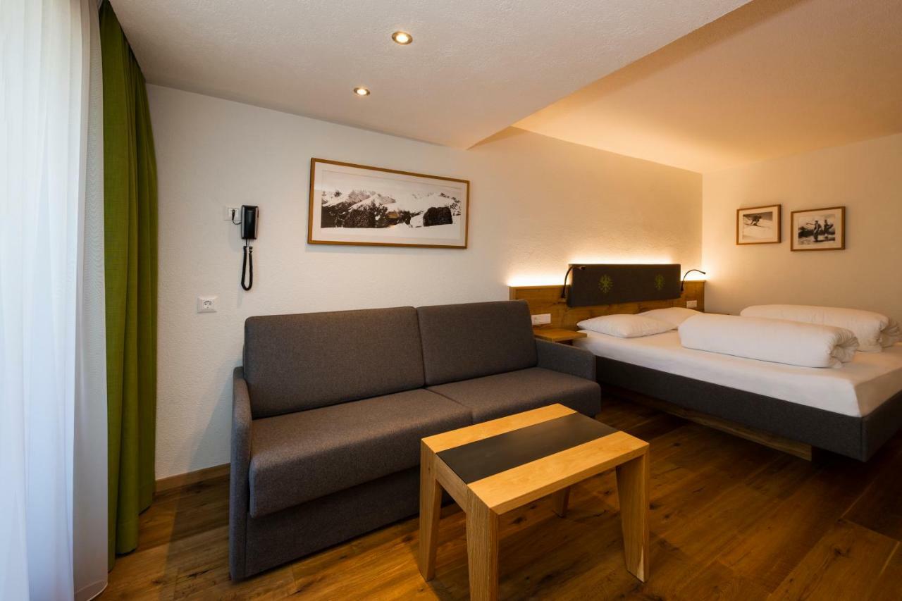 Hotel Bergkranz ميدرز المظهر الخارجي الصورة