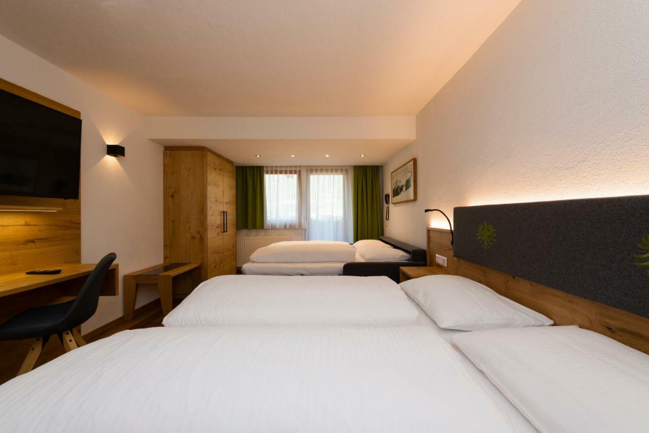 Hotel Bergkranz ميدرز المظهر الخارجي الصورة